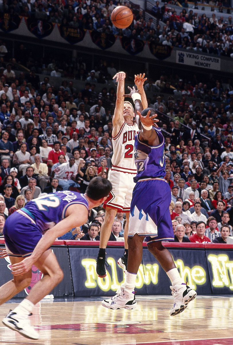 Kerr's 17-footer with five seconds left drowned out the Jazz in Game 6 of the 1997 finals.